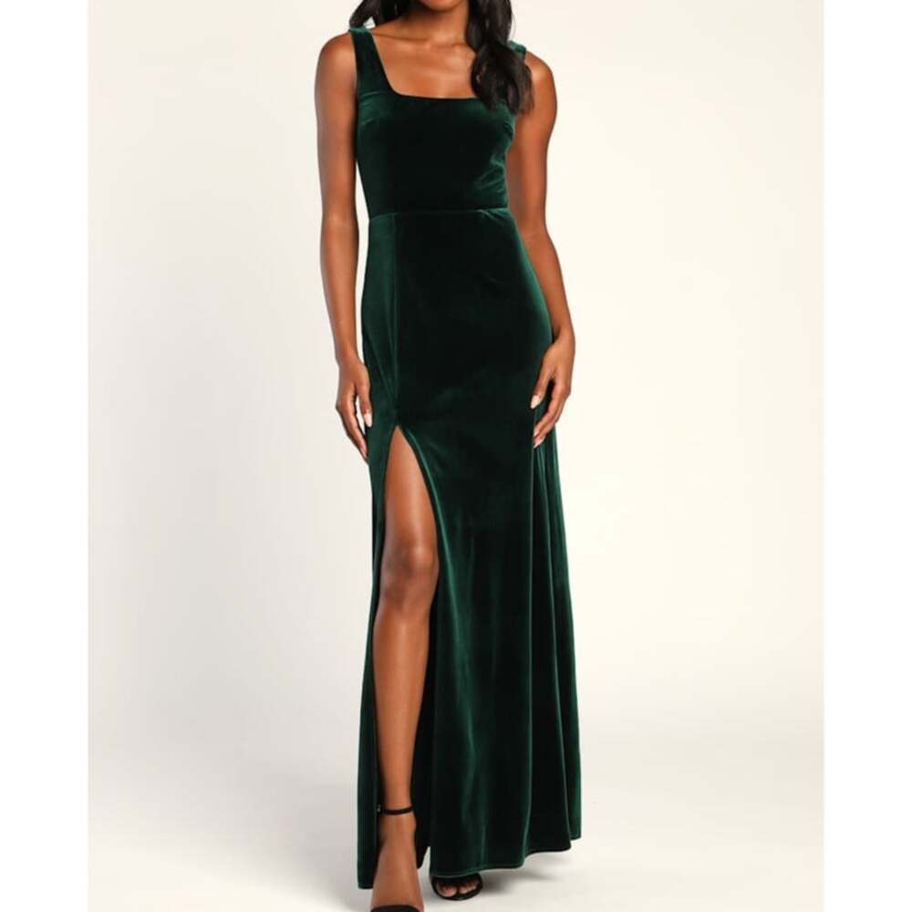 NEW Lulus Elegant Sweetie Emerald Green Velvet Square Neck Maxi Dress Medium